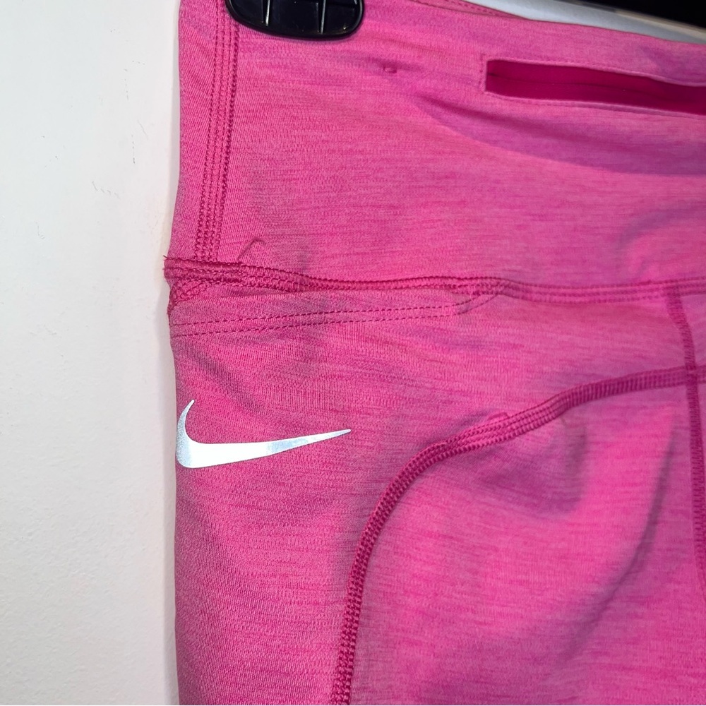 Nike Women’s Small Pink Capri Epic Fast Leggings Training Dri-Fit NWT Pockets - Picture 4 of 11